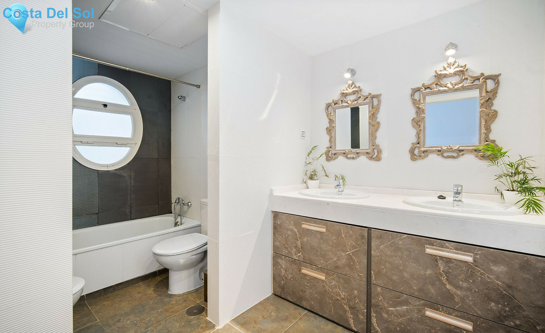 Townhouse in Riviera del Sol-1527782