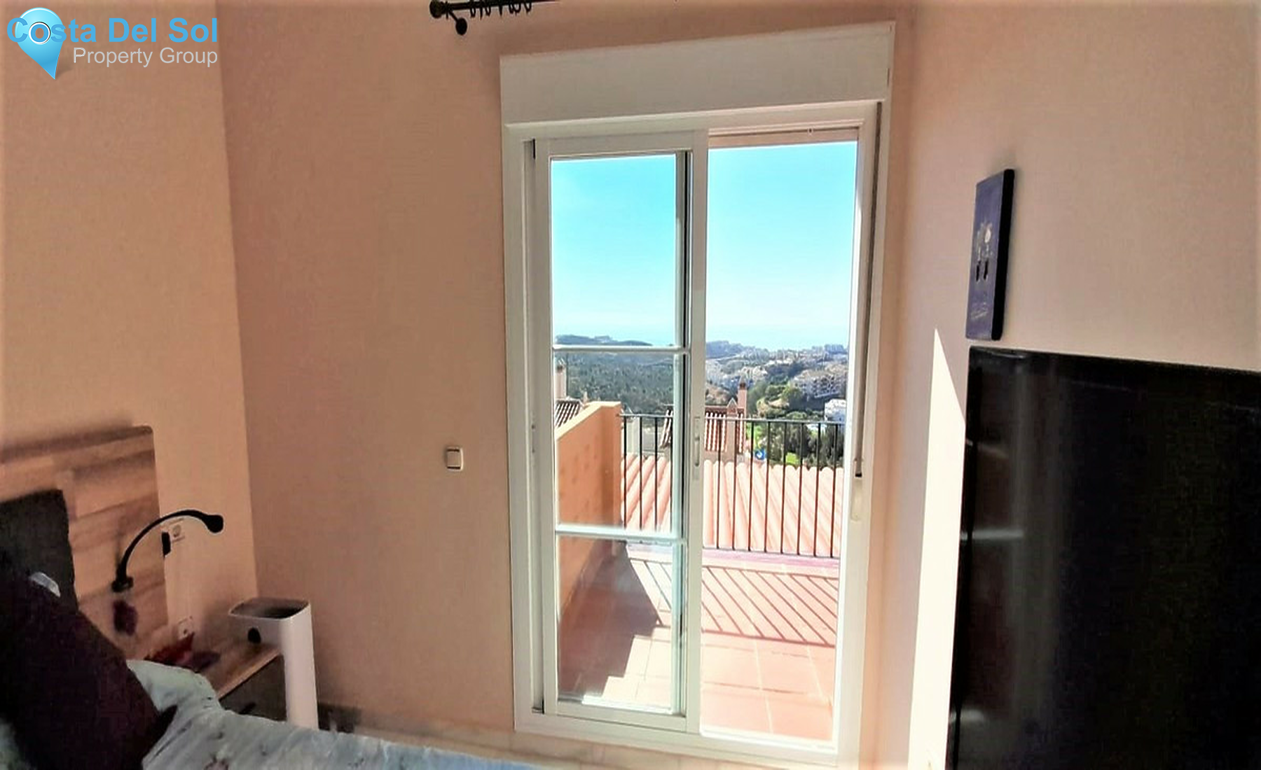 Townhouse in Riviera del Sol-1558074