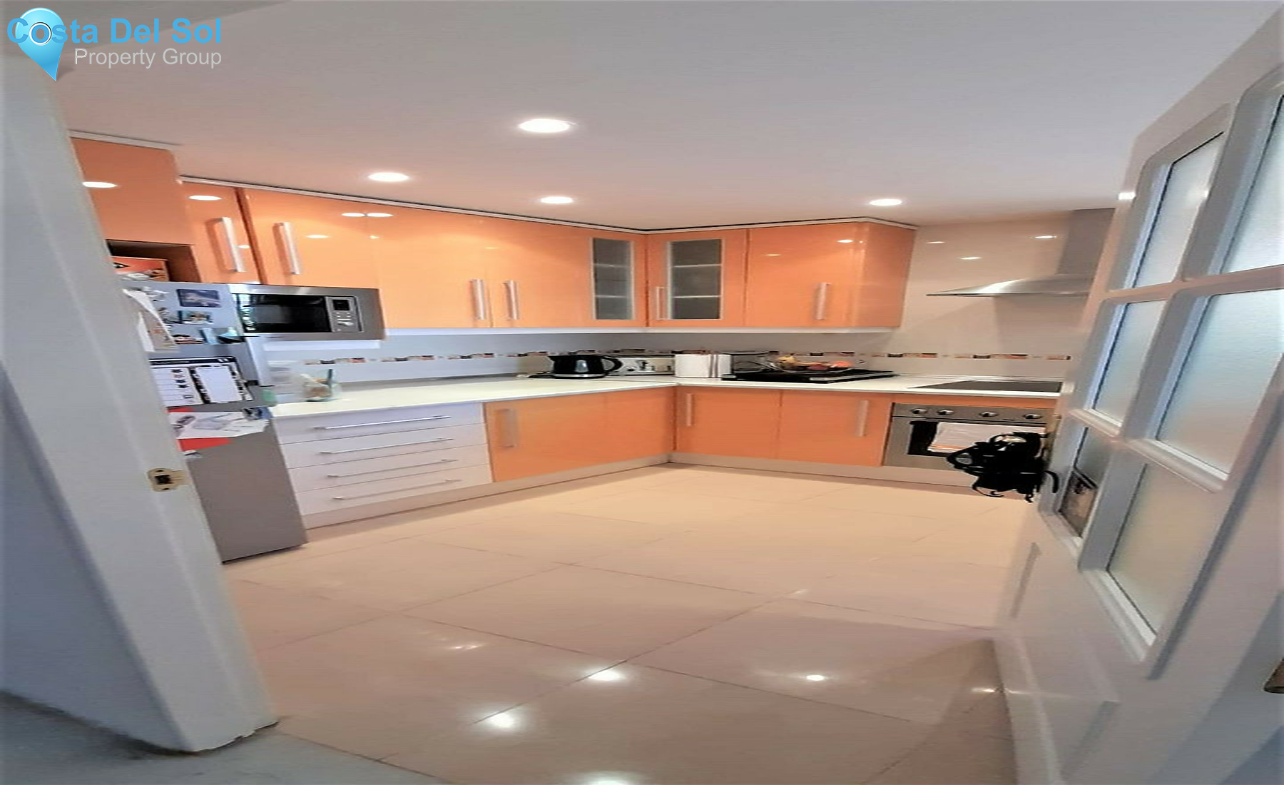 Townhouse in Riviera del Sol-1558064