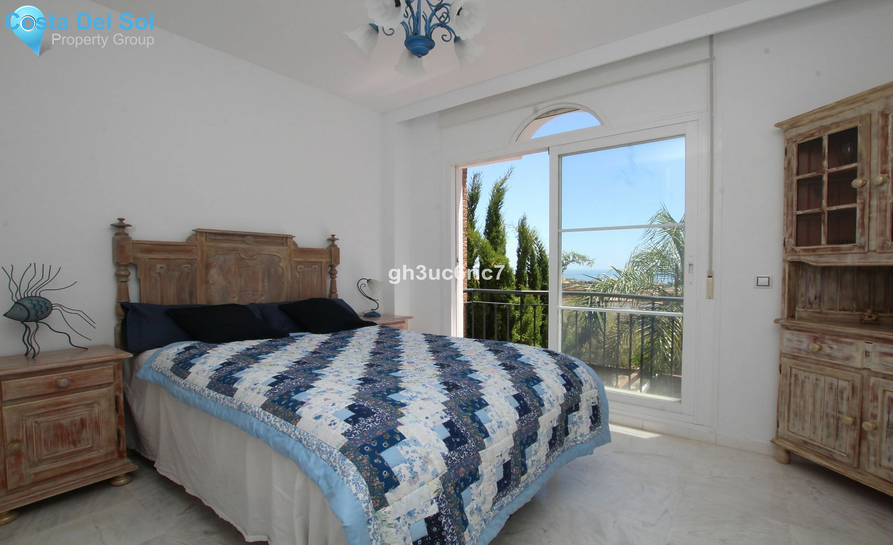 Townhouse in Riviera del Sol-1126562