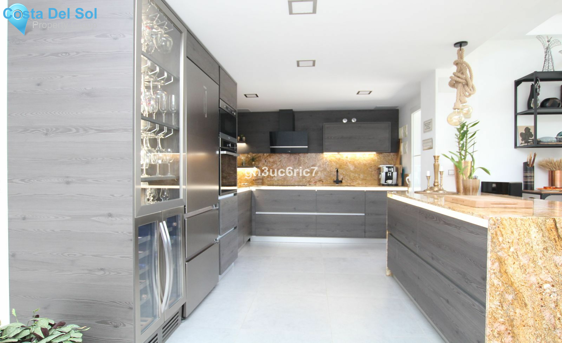 Townhouse in Riviera del Sol-1126547