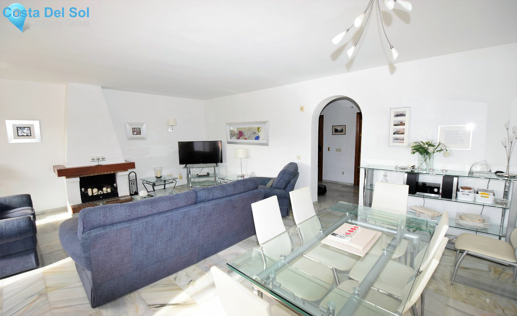 Townhouse in Riviera del Sol-1137883