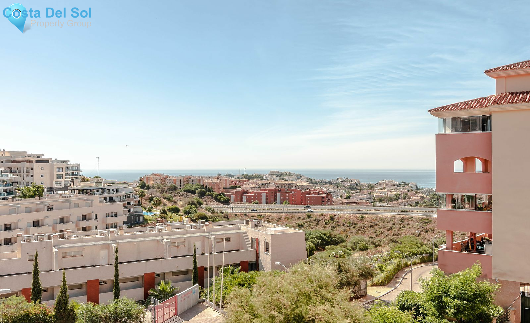 Townhouse in Riviera del Sol-1163871