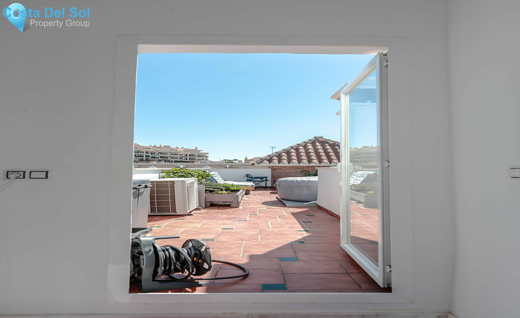 Townhouse in Riviera del Sol-1163875