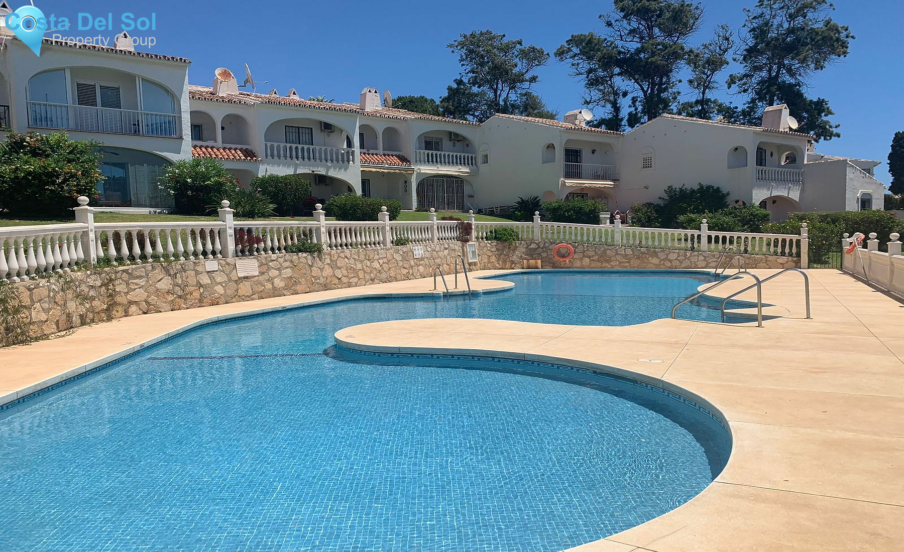 Townhouse in Riviera del Sol-1387058