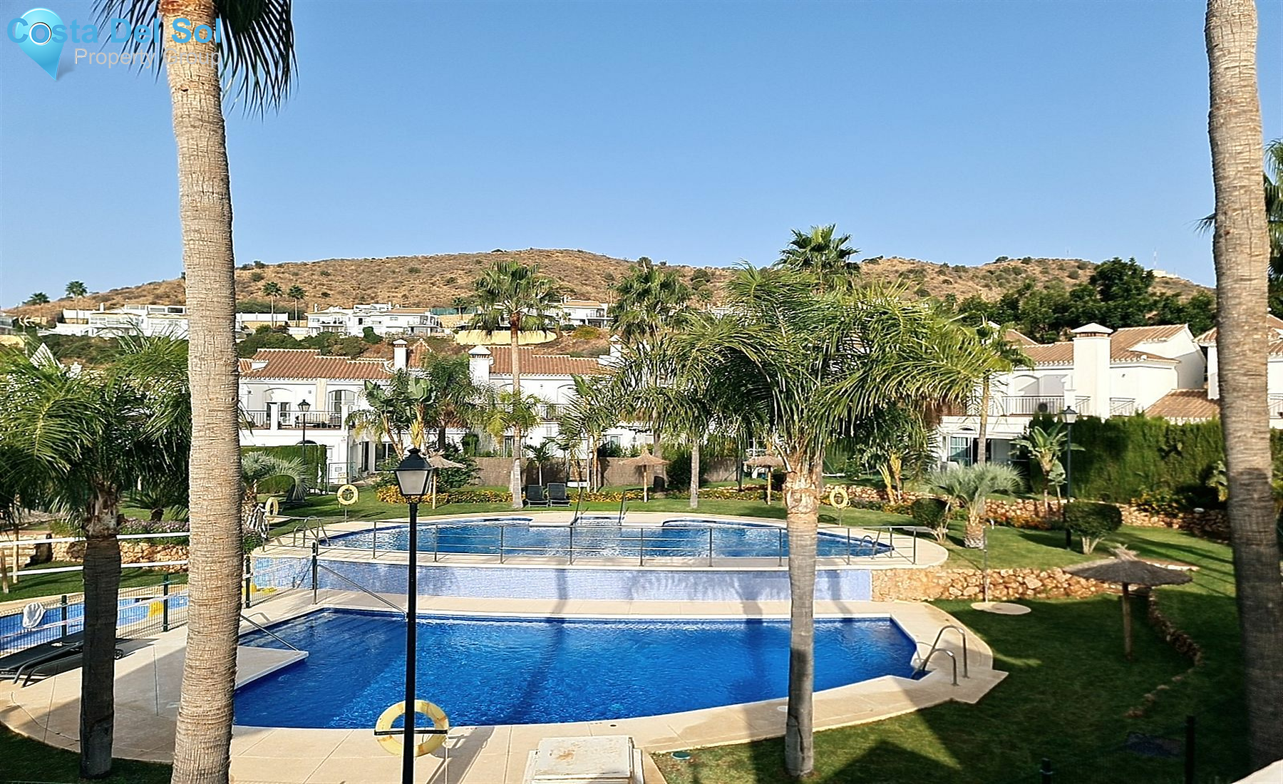 Townhouse in Riviera del Sol-1492266