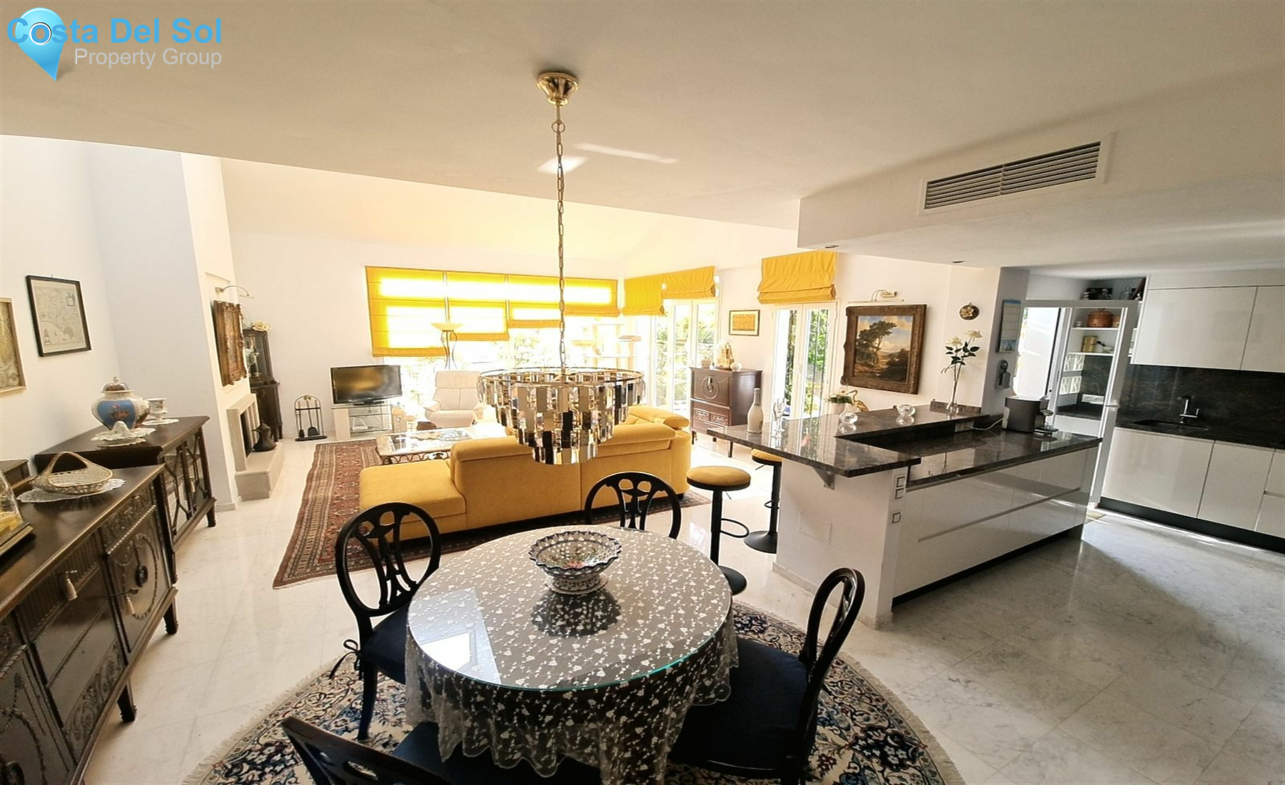 Townhouse in Riviera del Sol-1492269