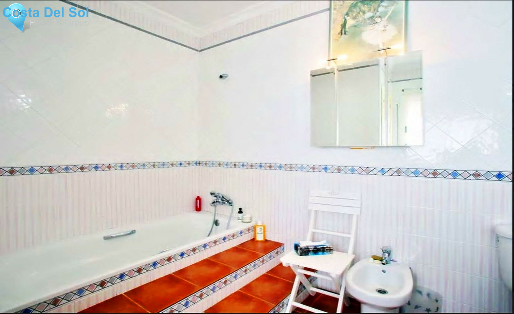 Townhouse in San Enrique-1295259