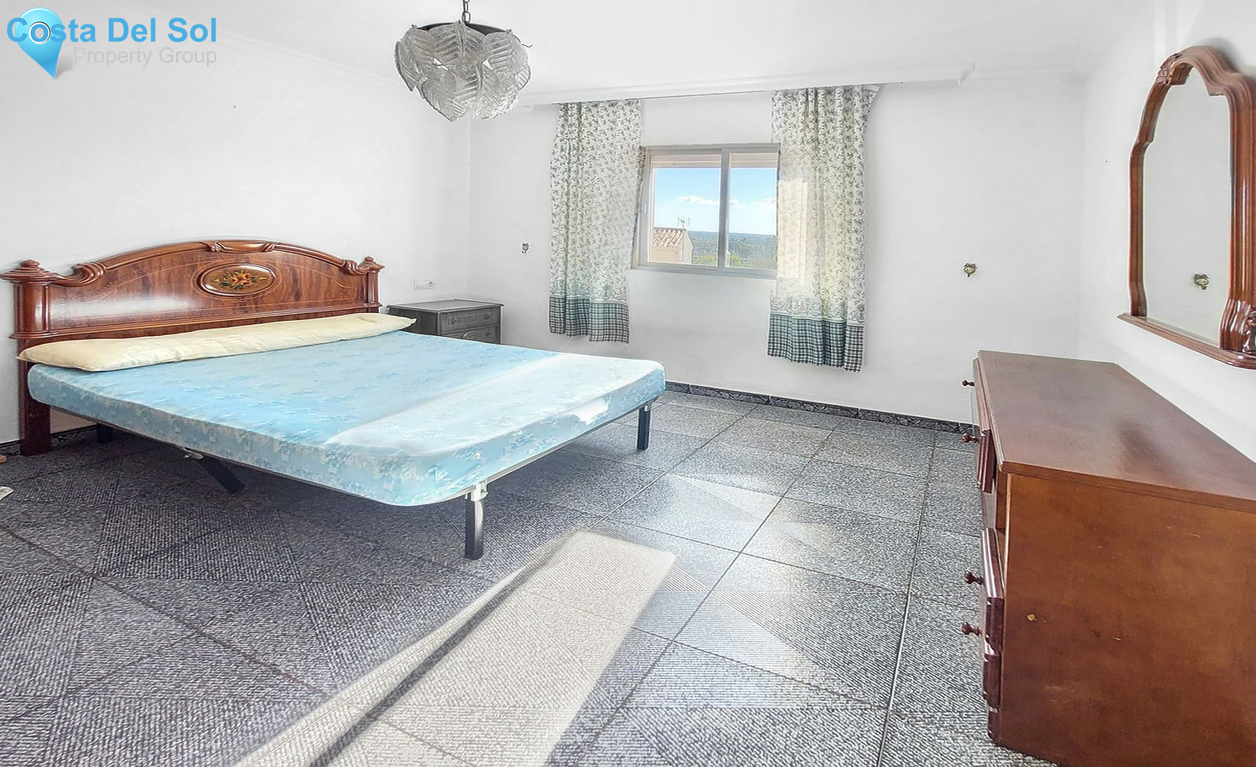 Townhouse in San Enrique-1458347
