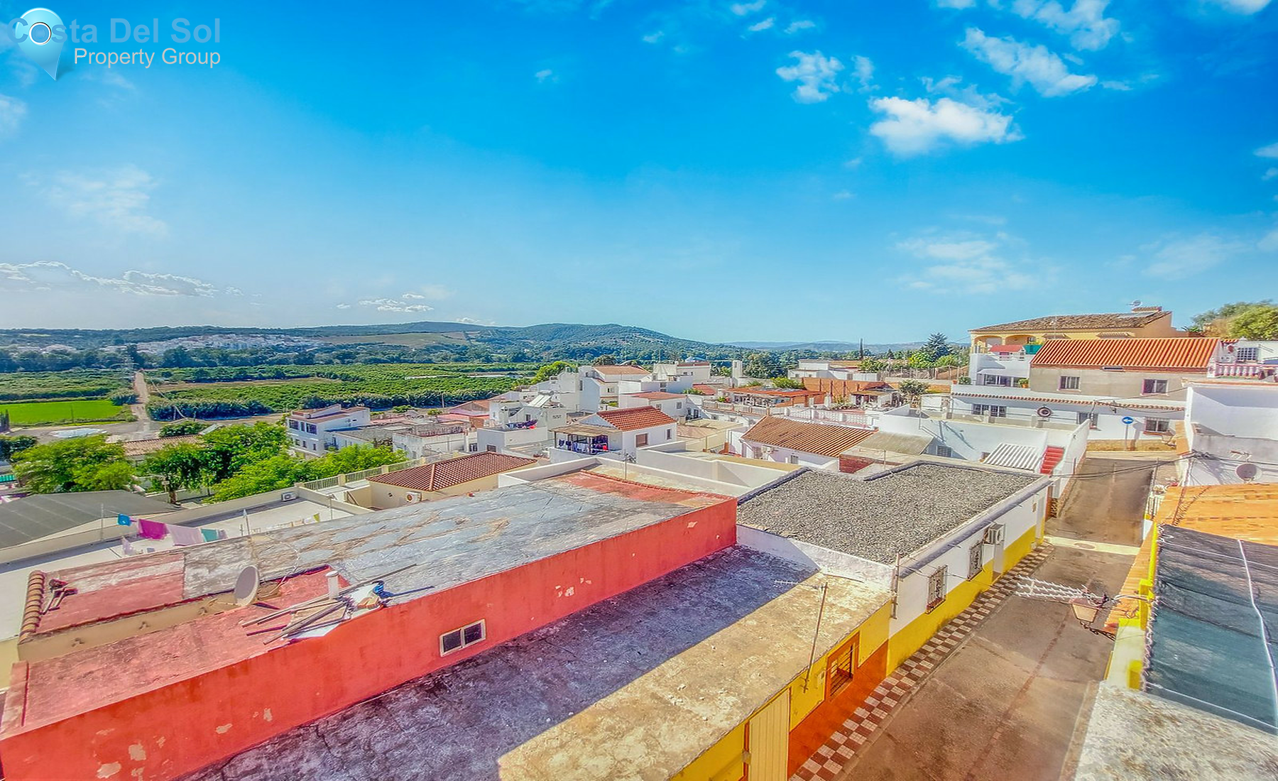 Townhouse in San Enrique-1458348