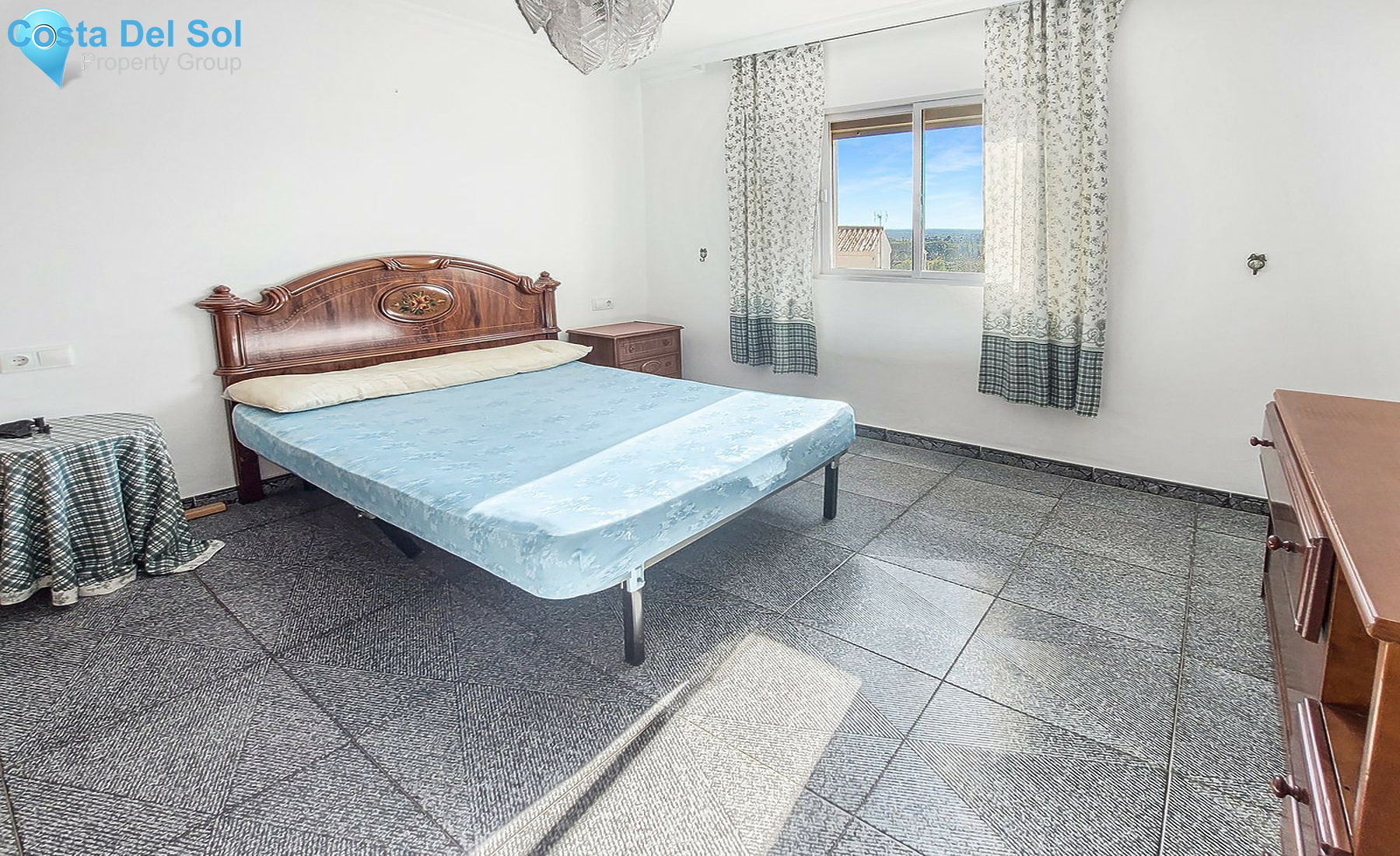Townhouse in San Enrique-1458339