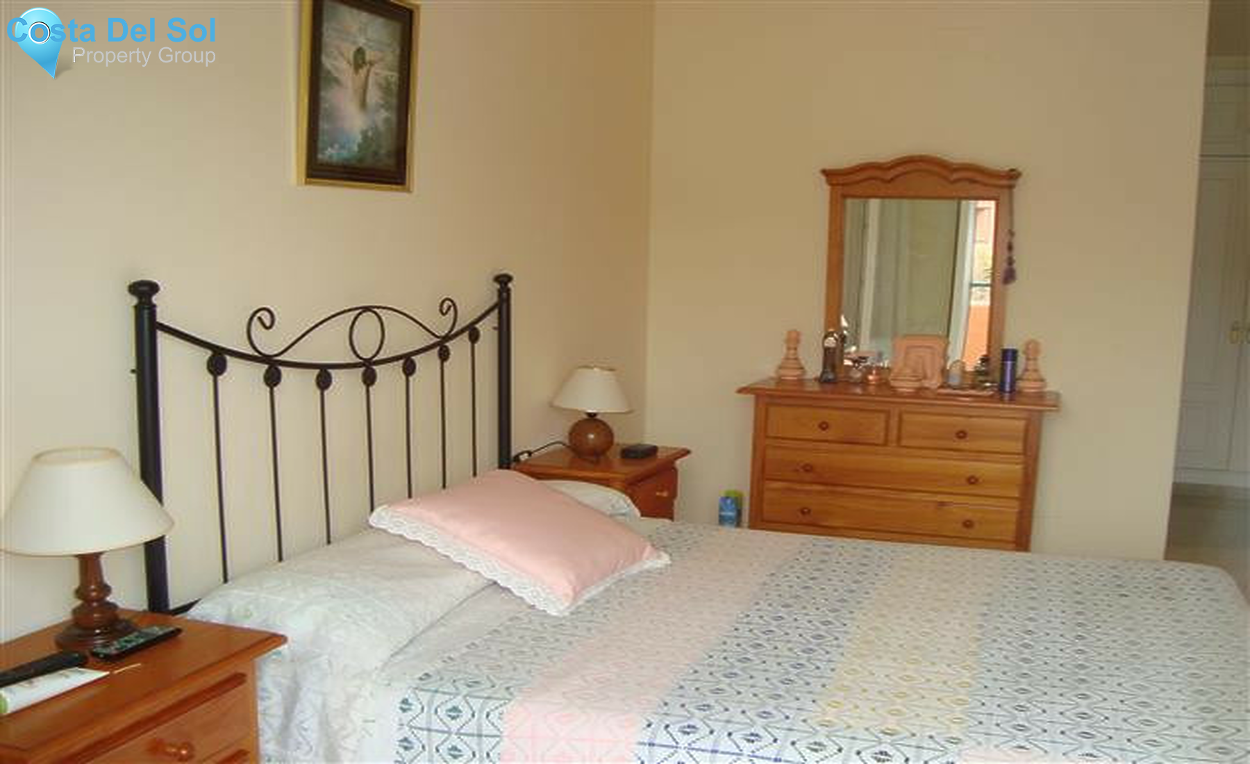 Townhouse in San Luis de Sabinillas-1252427