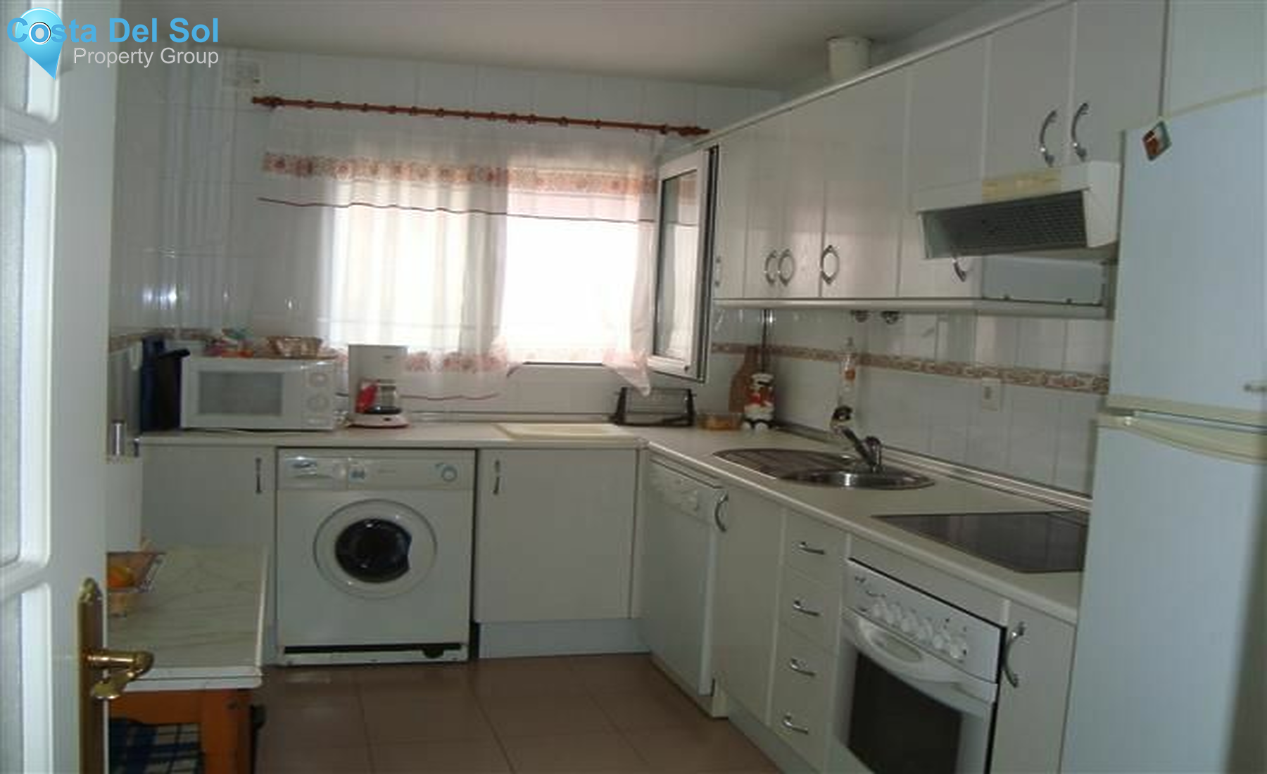 Townhouse in San Luis de Sabinillas-1149949