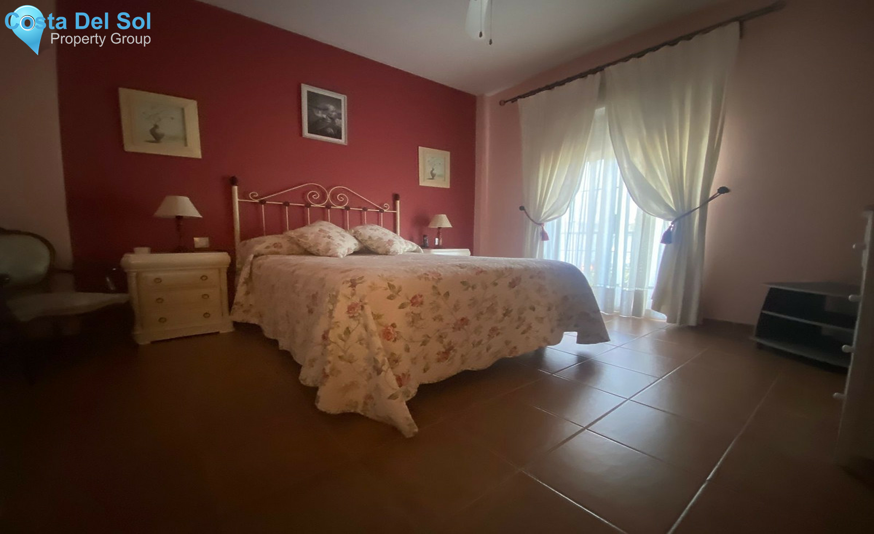 Townhouse in San Pedro de Alcántara-1505410