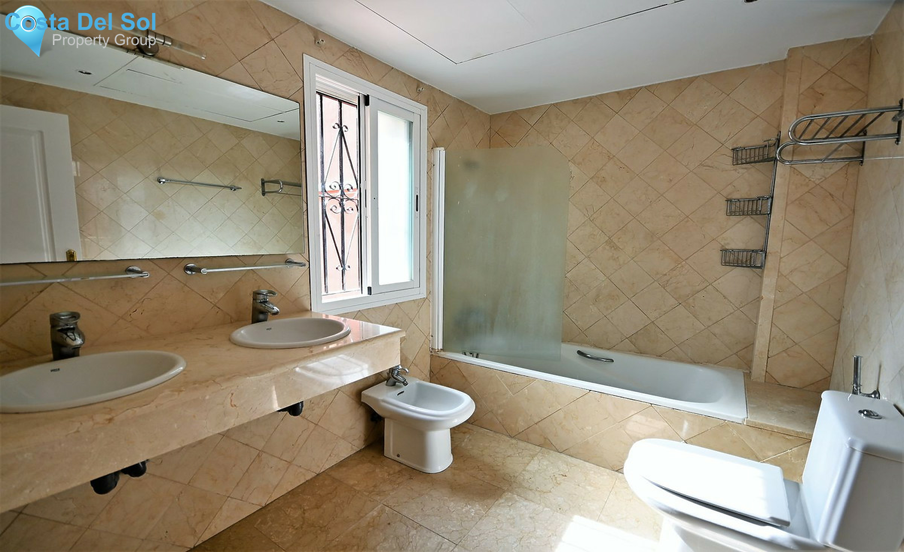 Townhouse in Selwo-1479382