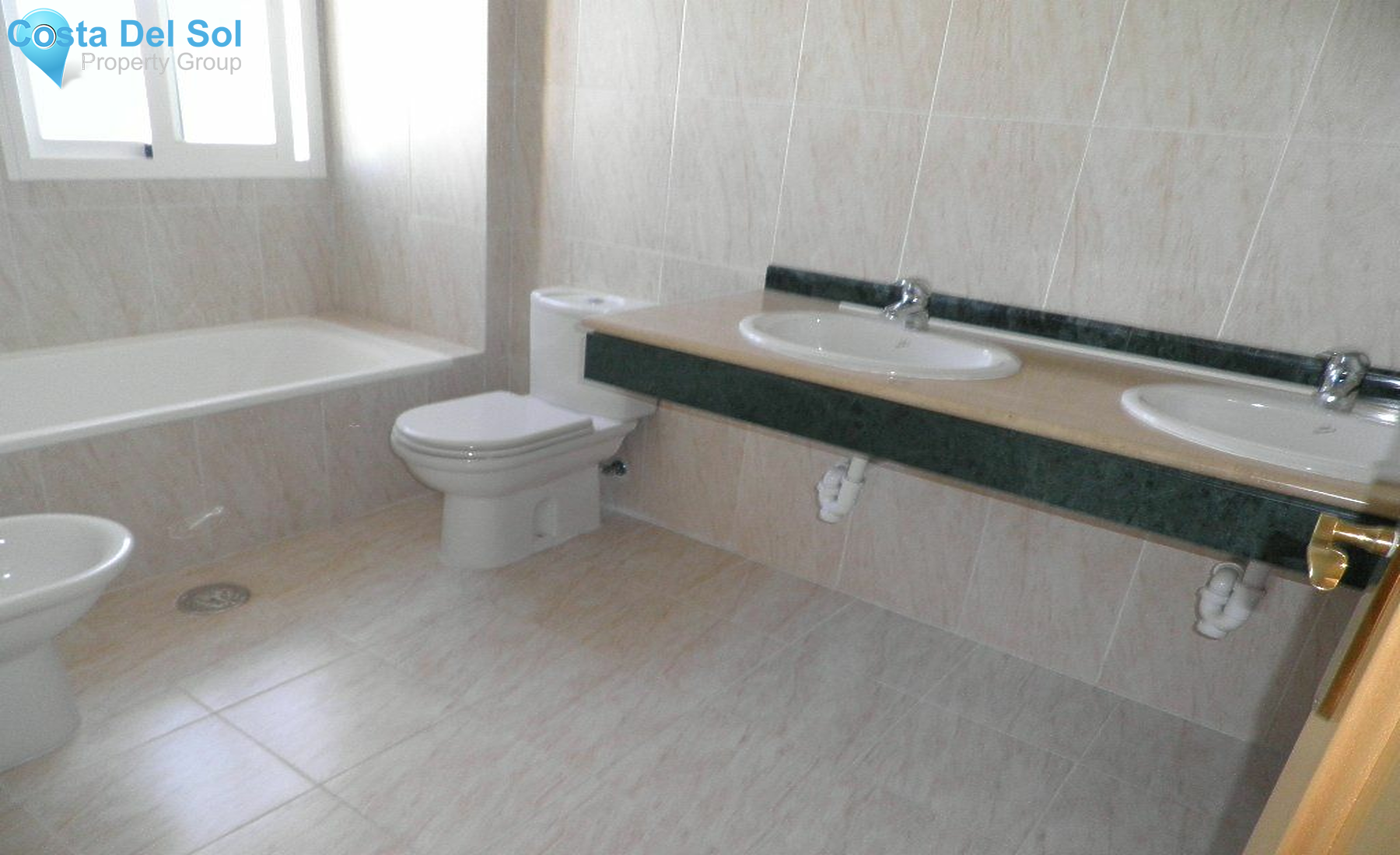 Townhouse in Selwo-1181404