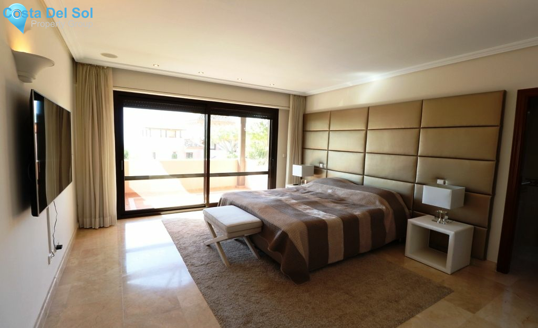 Townhouse in Sierra Blanca-1208933