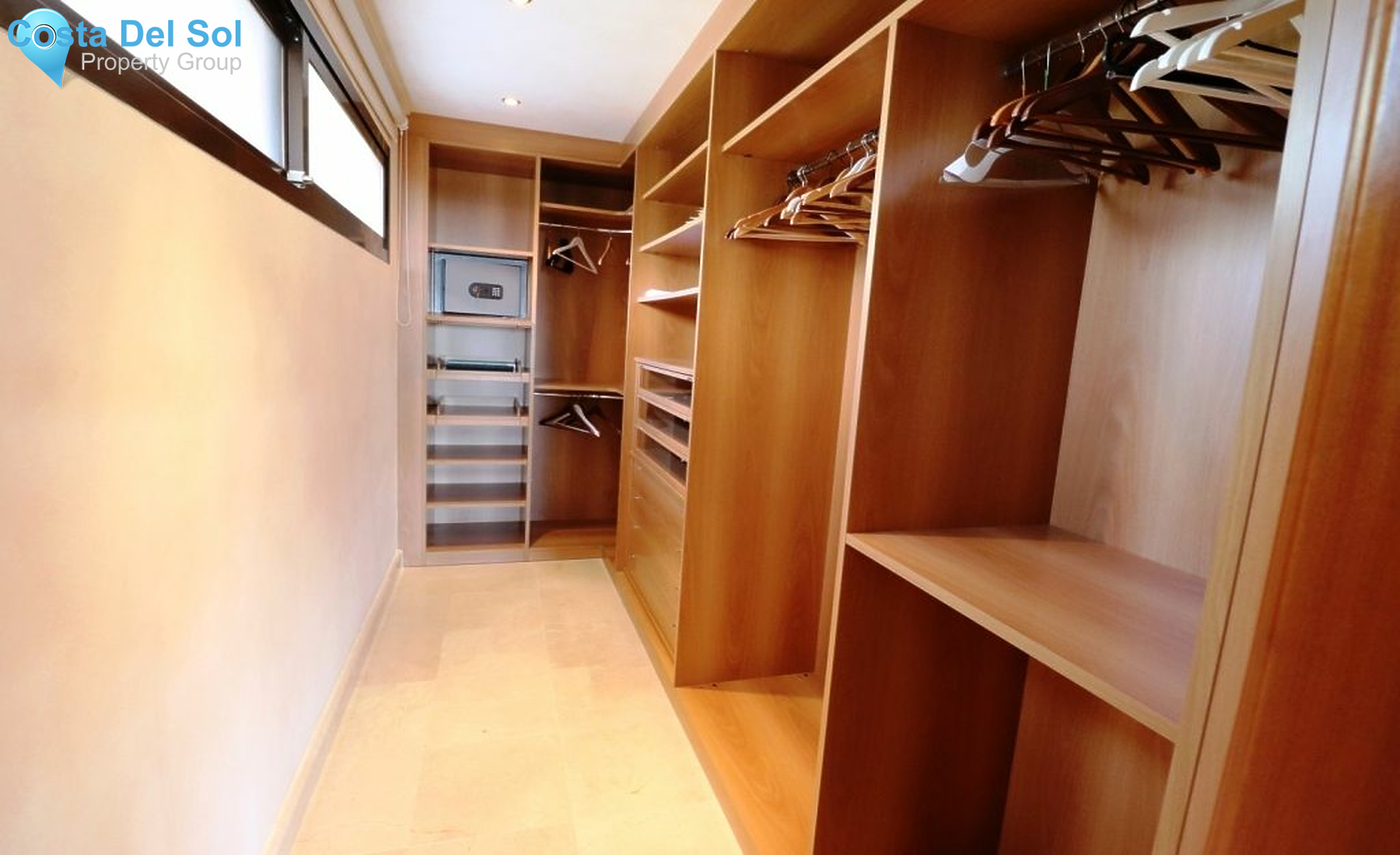 Townhouse in Sierra Blanca-1208934