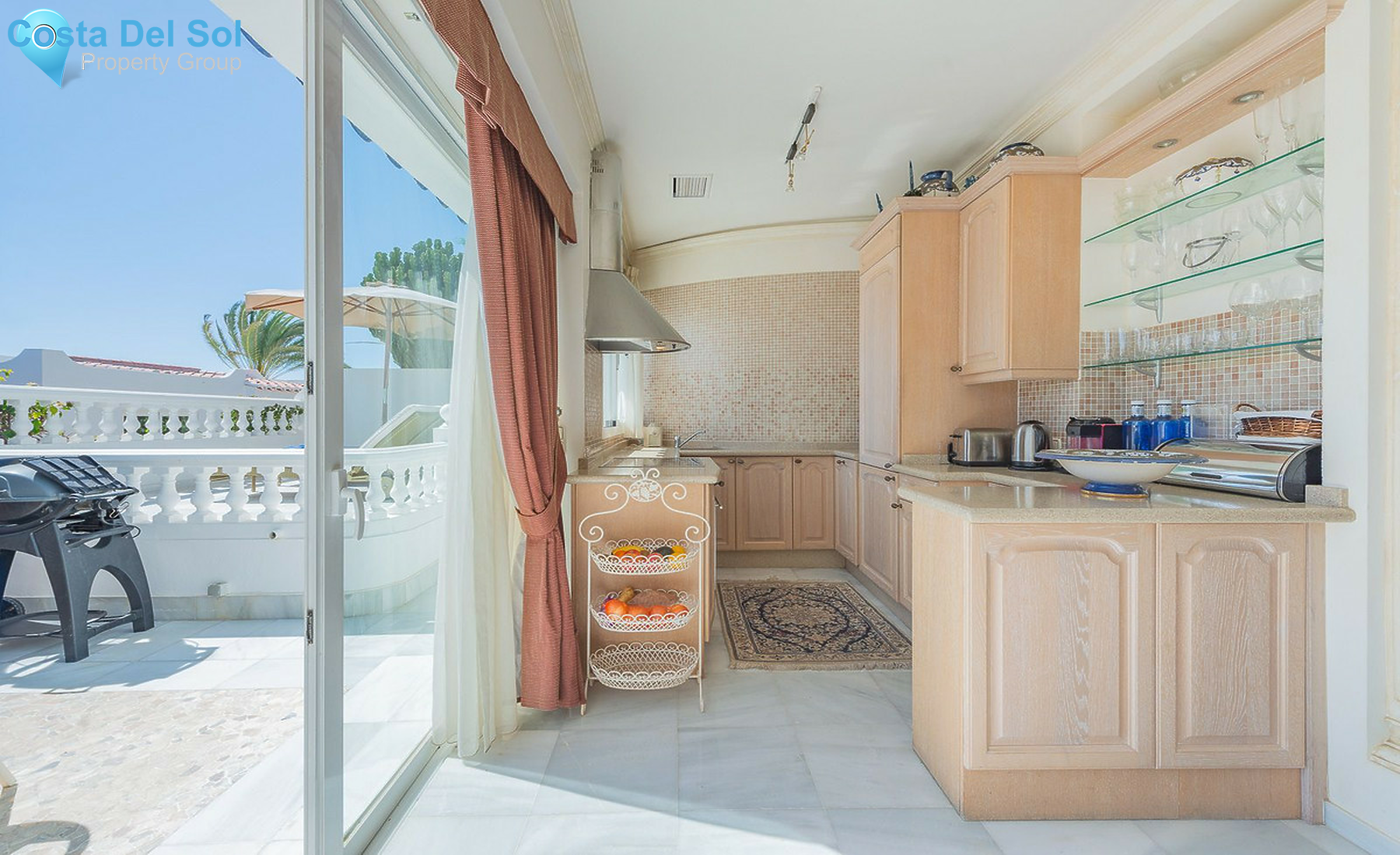 Townhouse in The Golden Mile-1277909