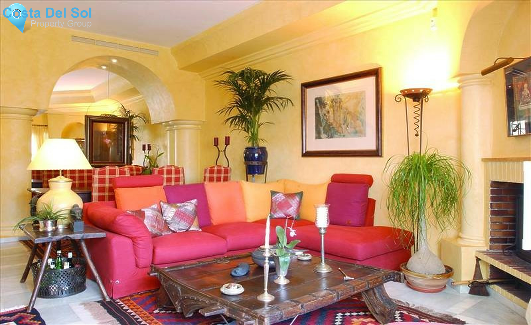 Townhouse in The Golden Mile-1335761