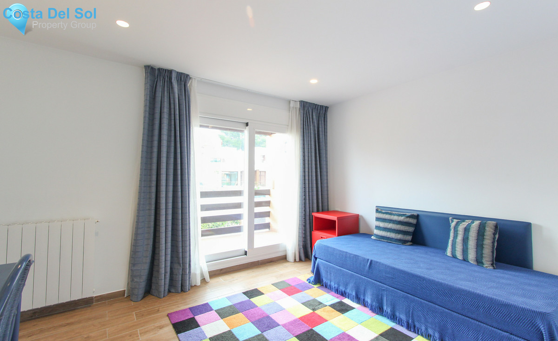 Townhouse in The Golden Mile-1346264