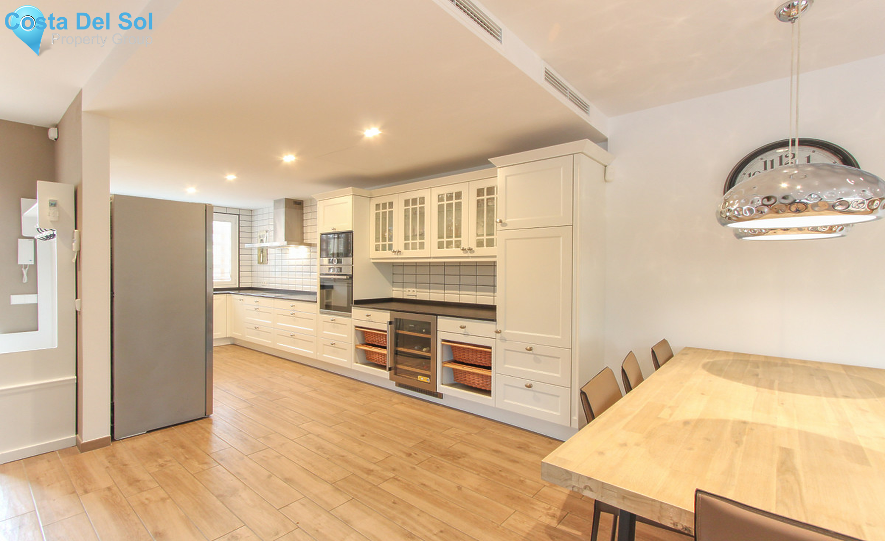 Townhouse in The Golden Mile-1346255