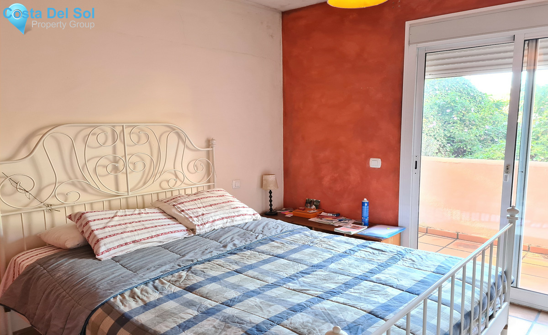 Townhouse in The Golden Mile-1401905