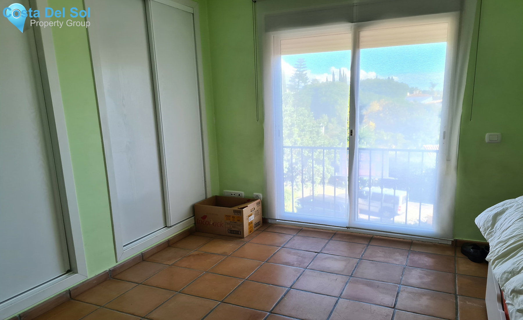 Townhouse in The Golden Mile-1401910