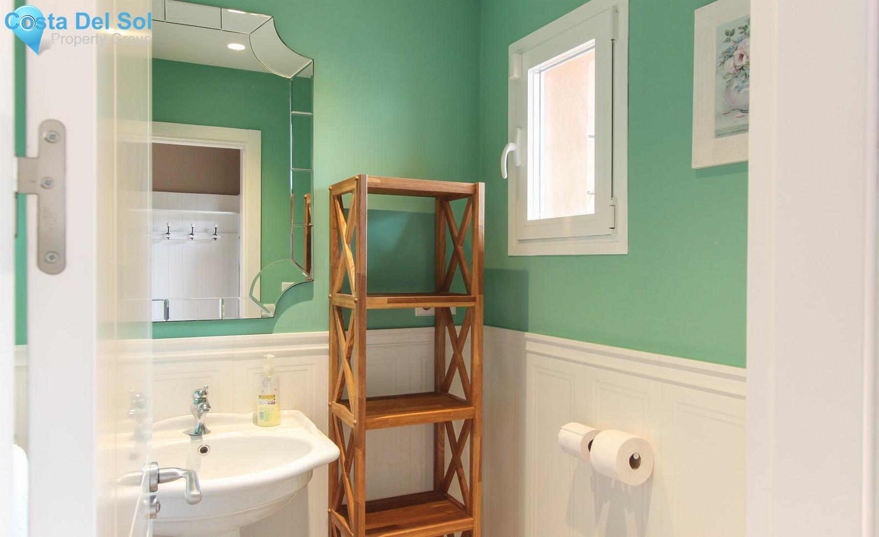 Townhouse in The Golden Mile-1171103