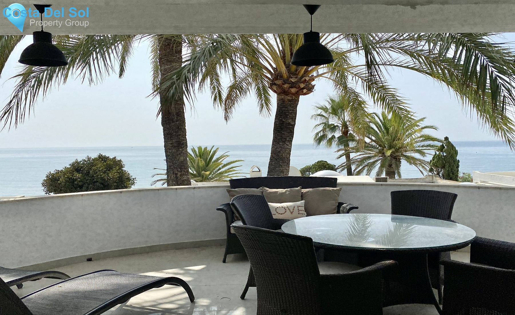 Townhouse in The Golden Mile-1172032