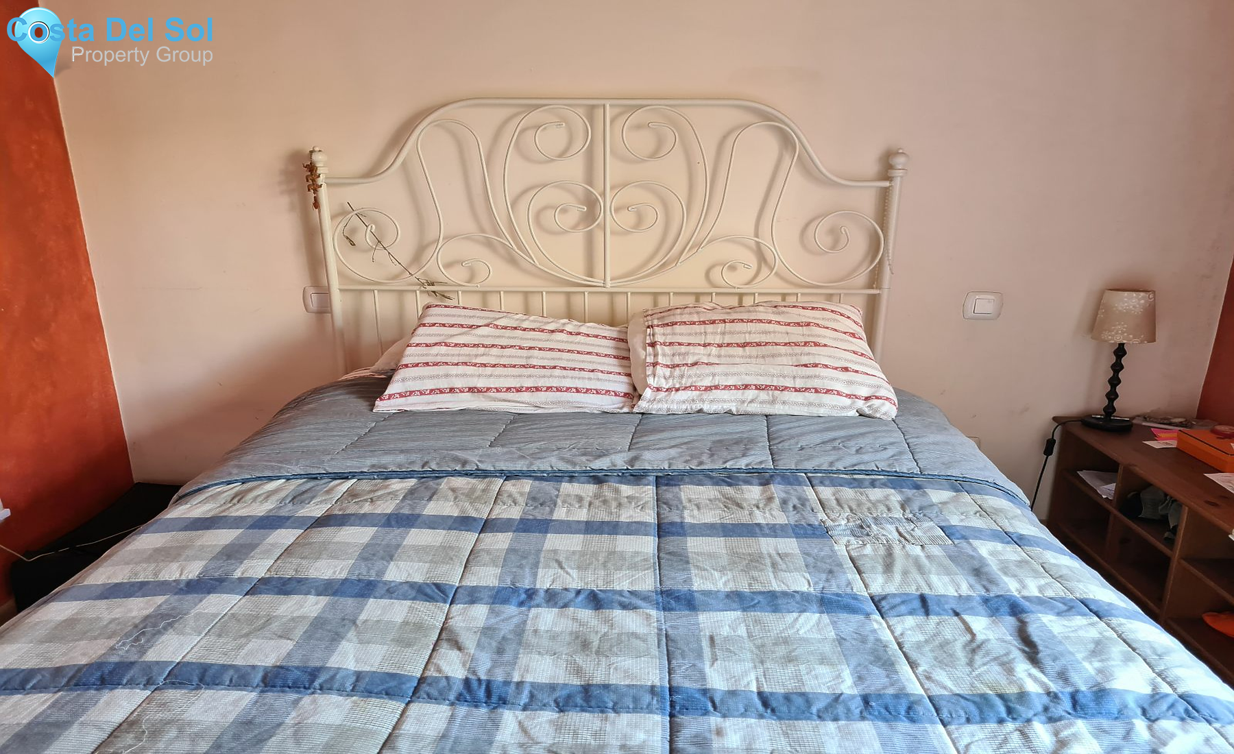 Townhouse in The Golden Mile-1216410