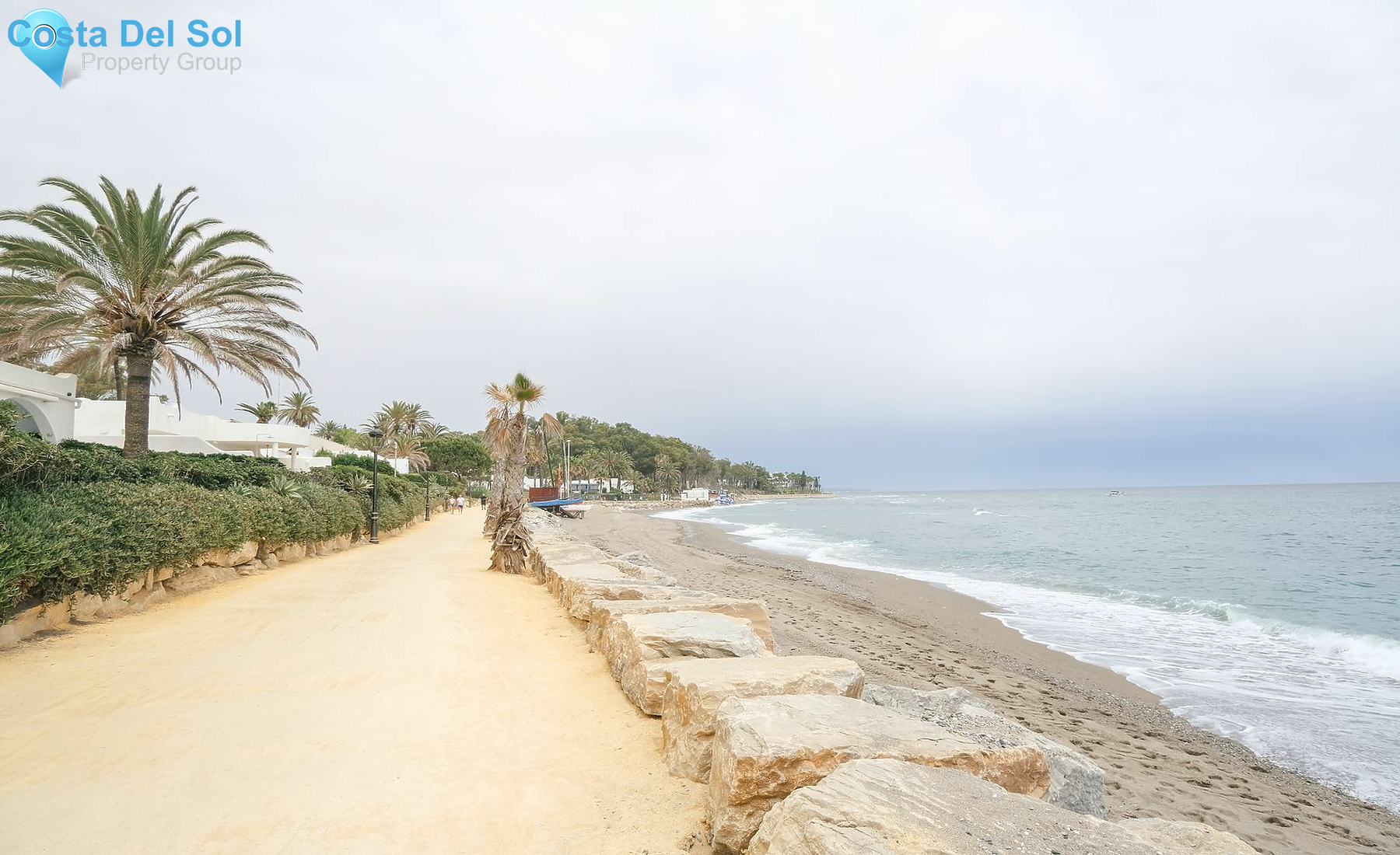 Townhouse in The Golden Mile-1428735