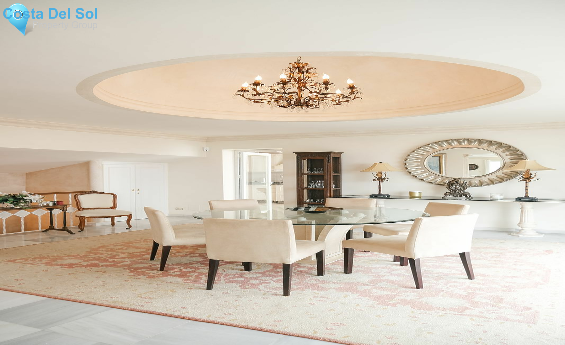 Townhouse in The Golden Mile-1428740