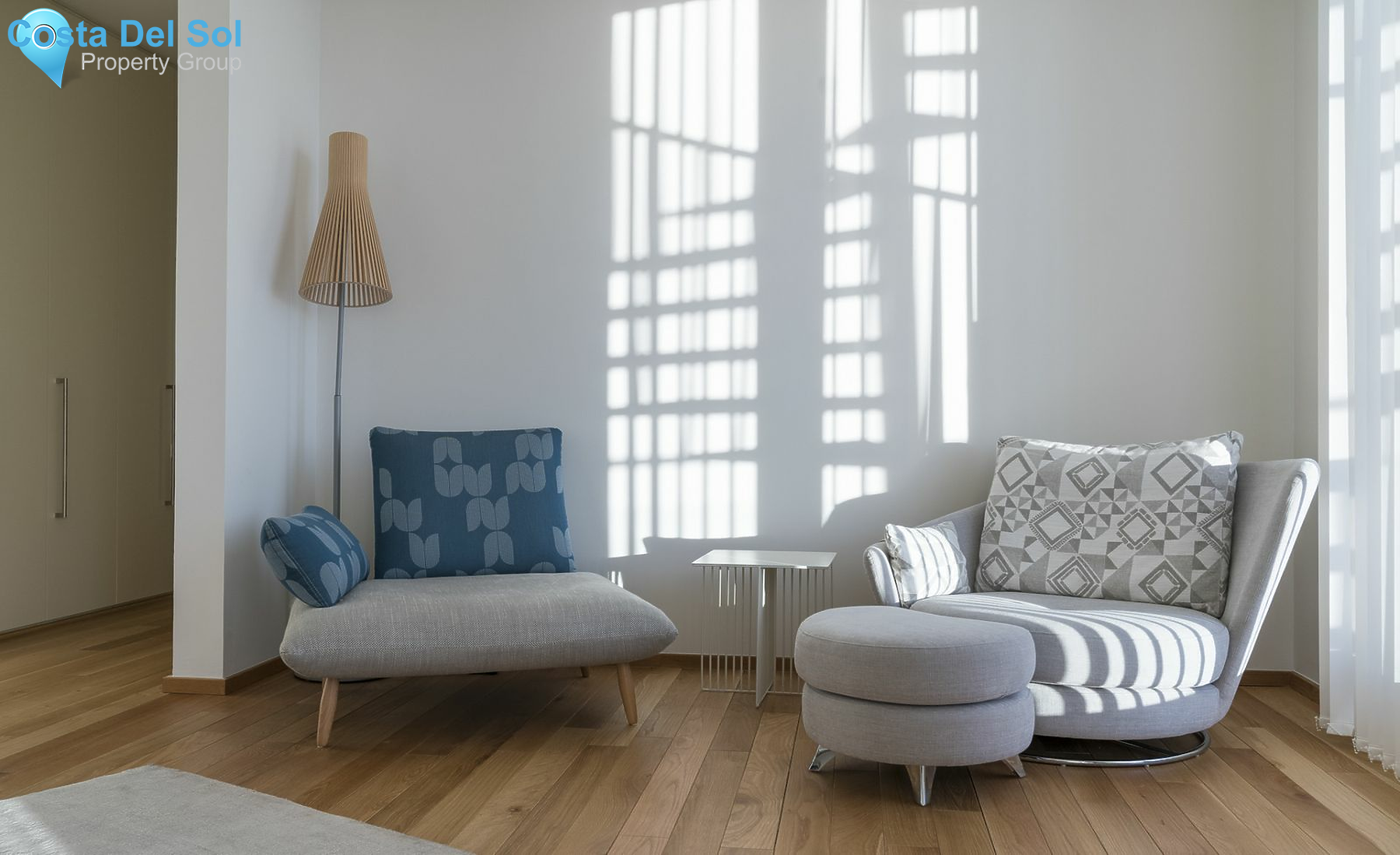 Townhouse in The Golden Mile-1531076