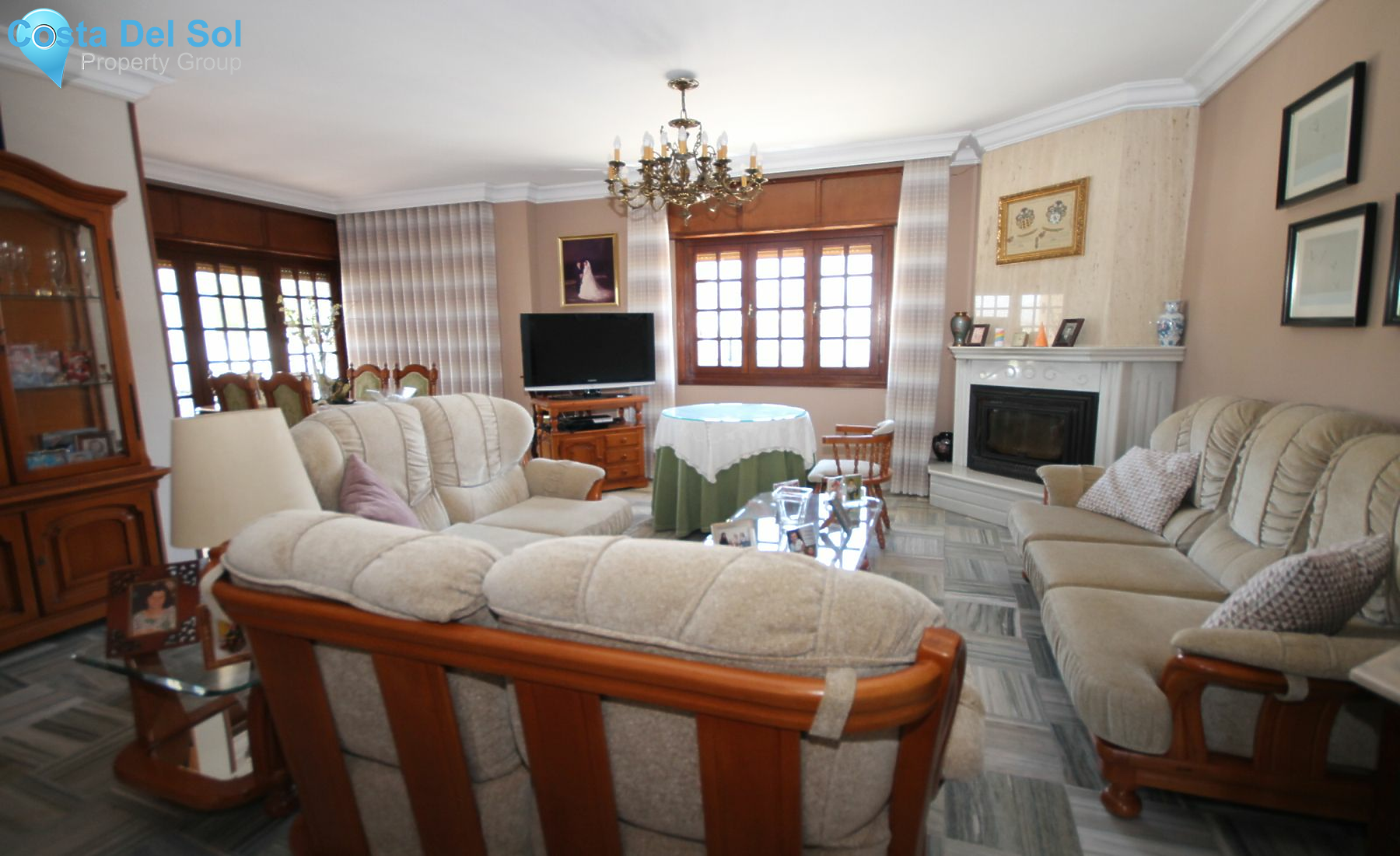 Townhouse in Vélez-Málaga-1217112