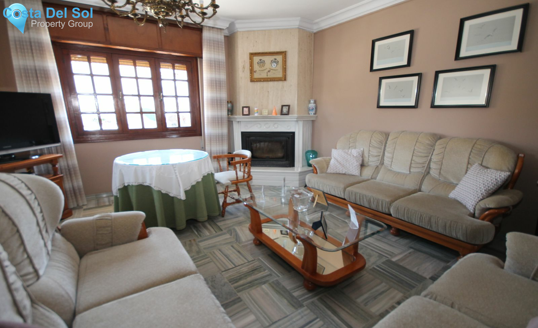 Townhouse in Vélez-Málaga-1217122