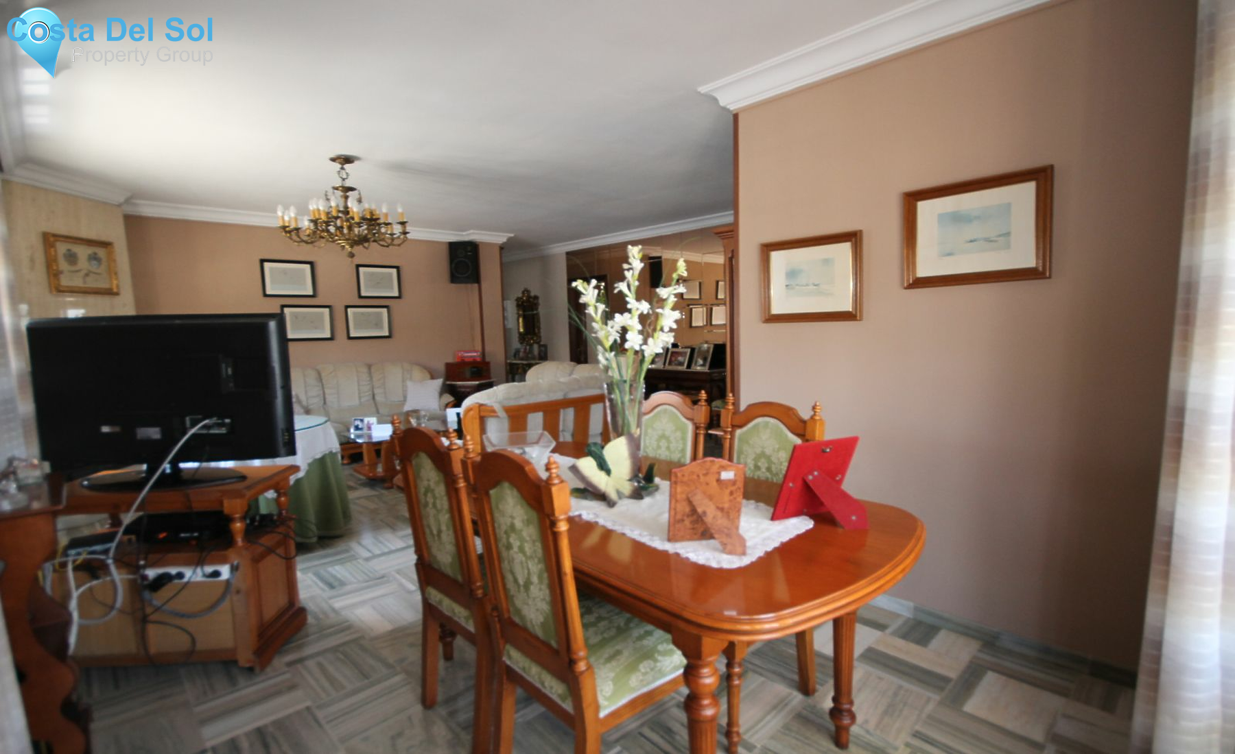 Townhouse in Vélez-Málaga-1217123