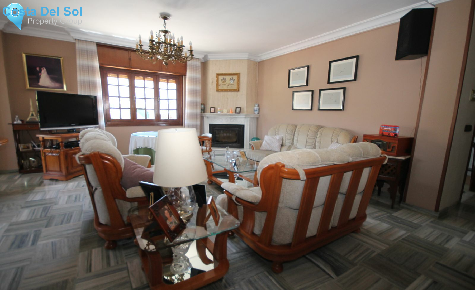 Townhouse in Vélez-Málaga-1217115
