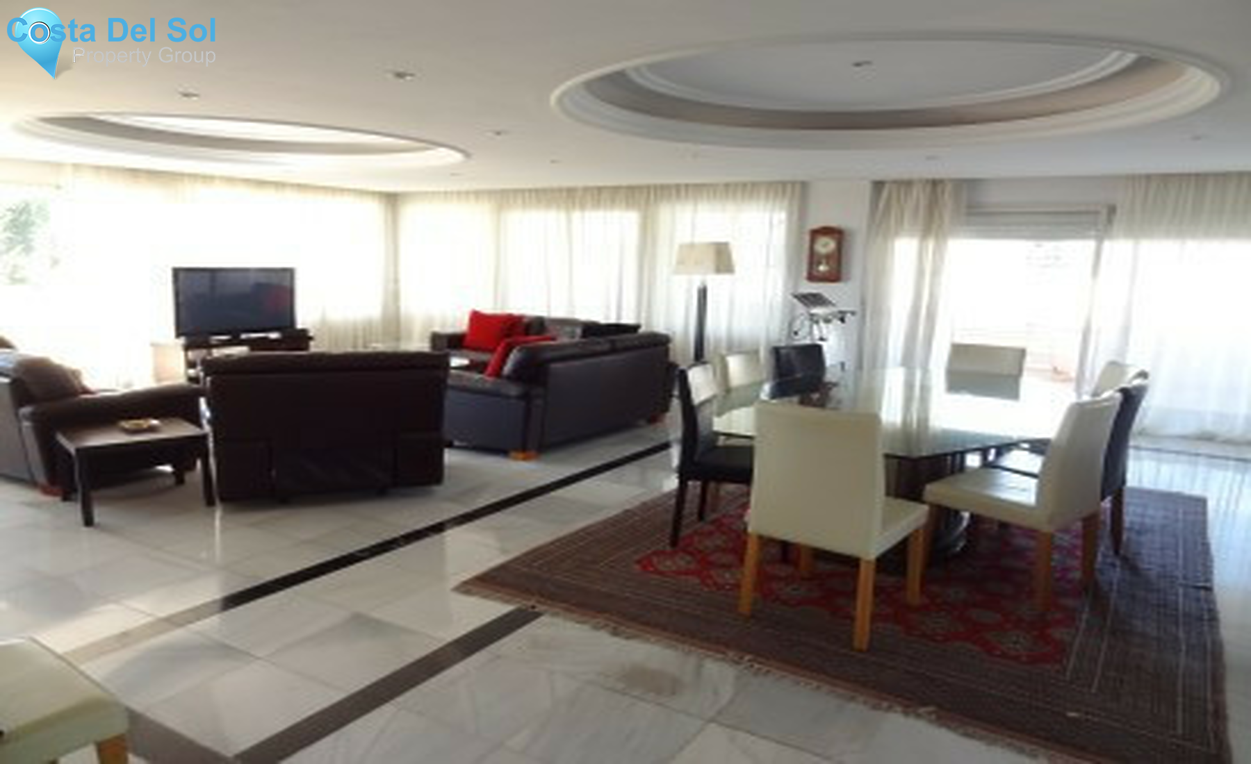 Commercial in Puerto Banús-1276782