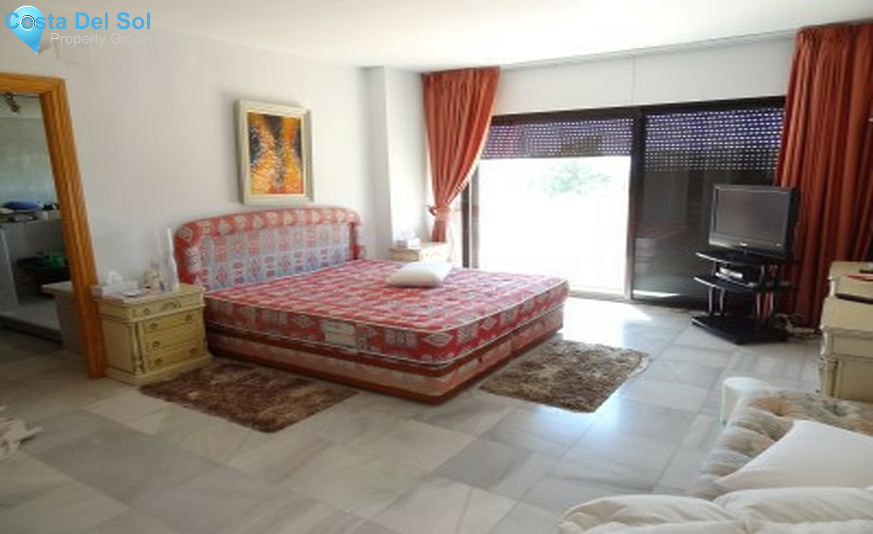 Commercial in Puerto Banús-1276785