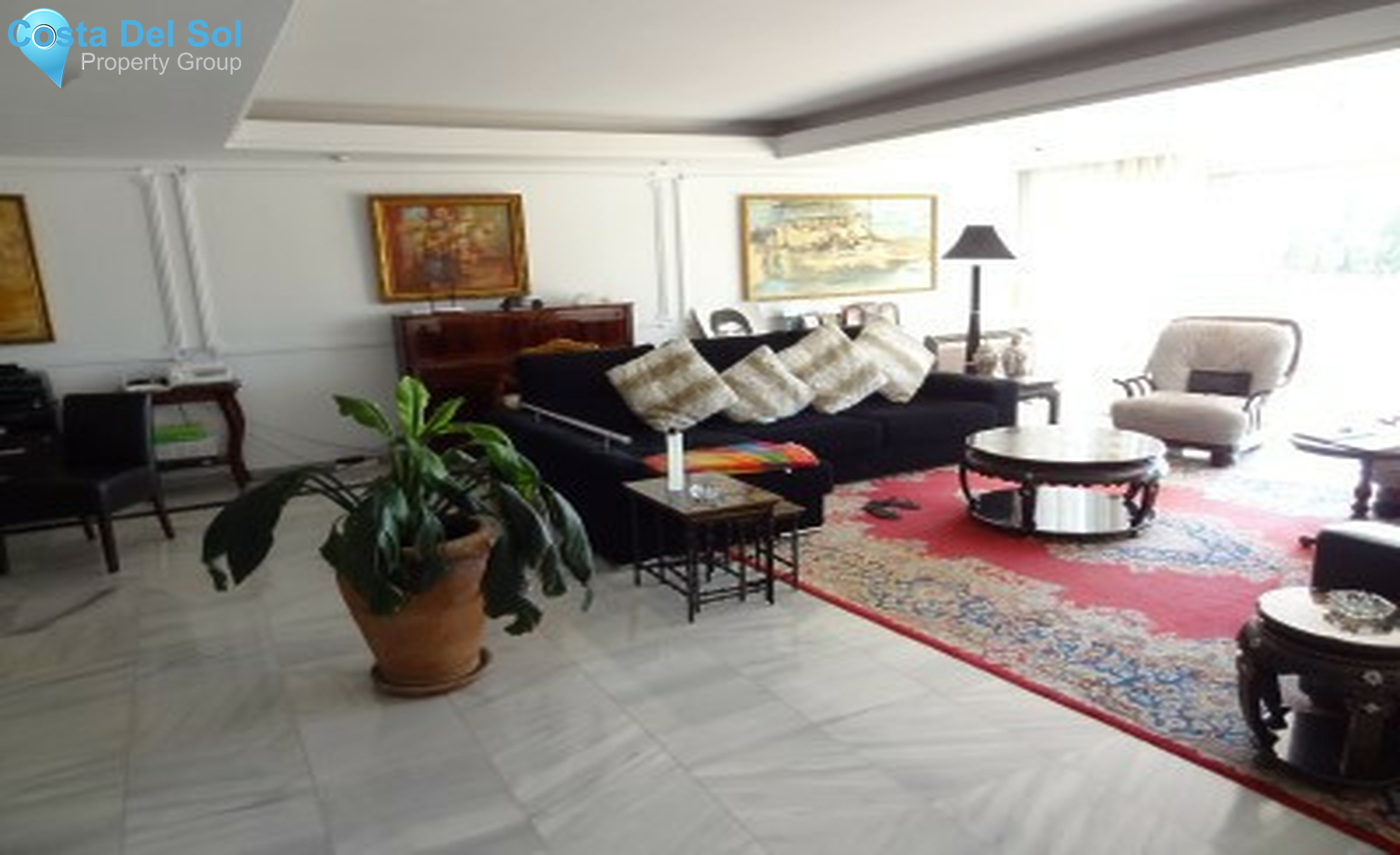 Commercial in Puerto Banús-1276781