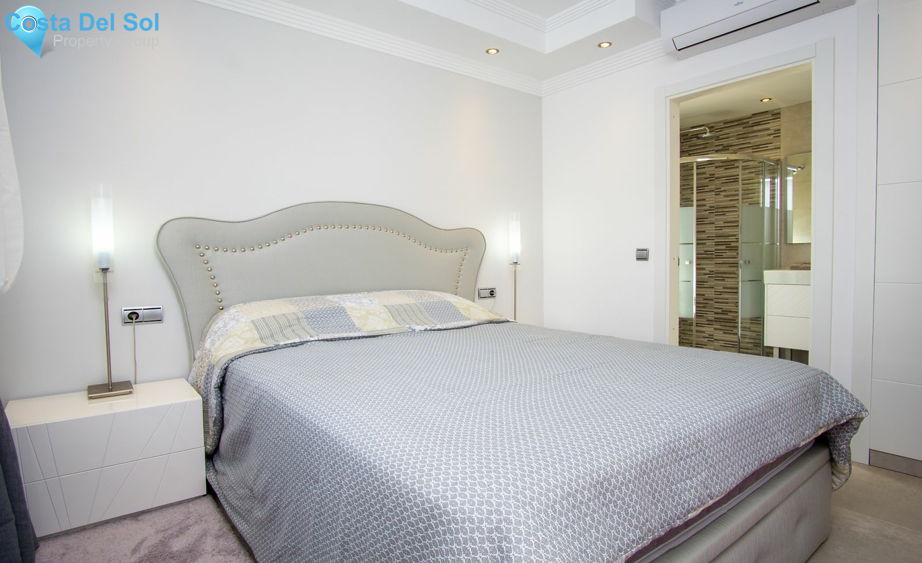 Apartment Complex in Elviria-1170883