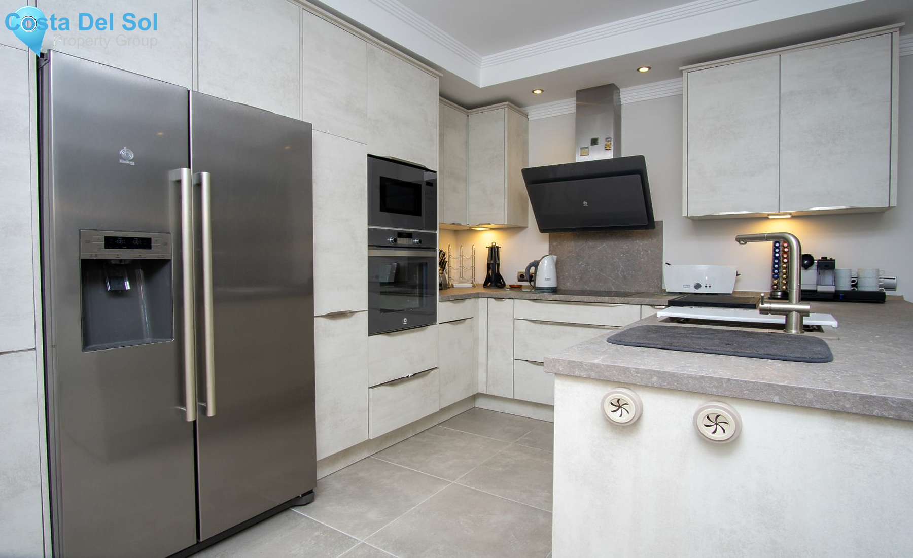 Apartment Complex in Elviria-1170868