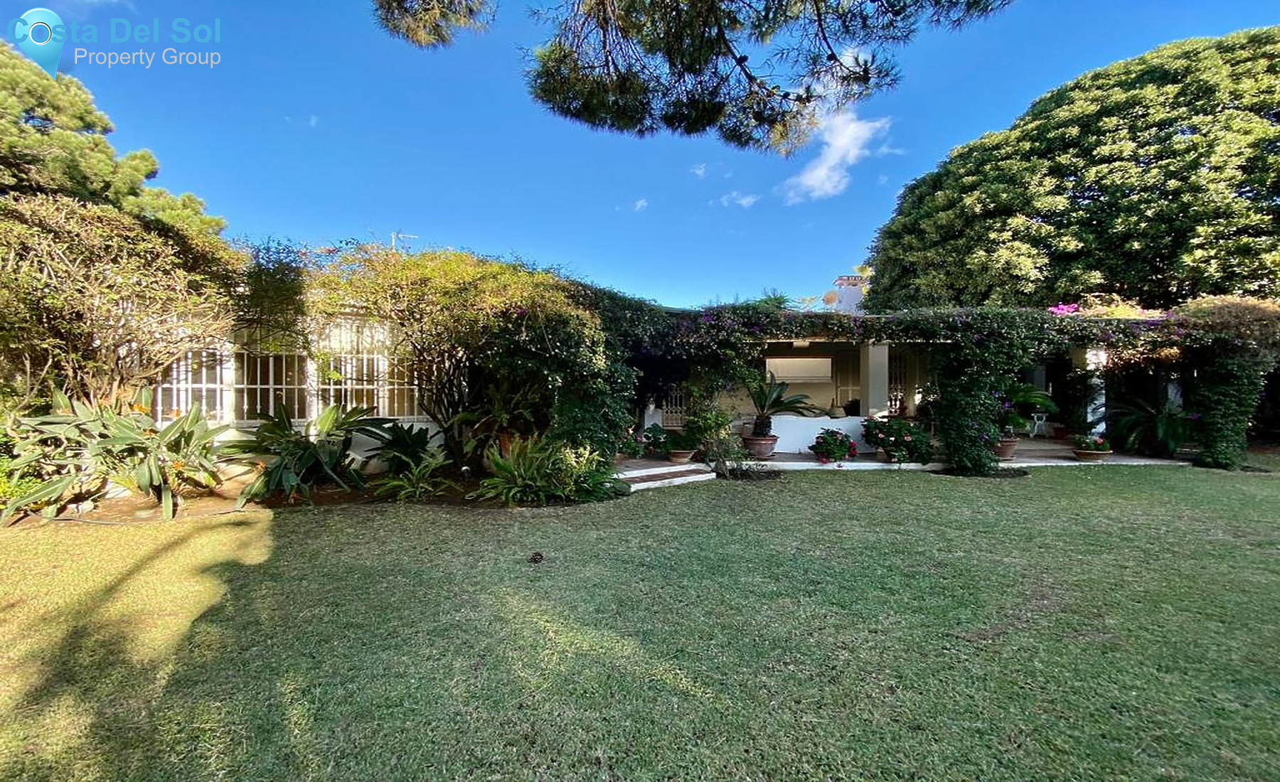 Bungalow in Estepona