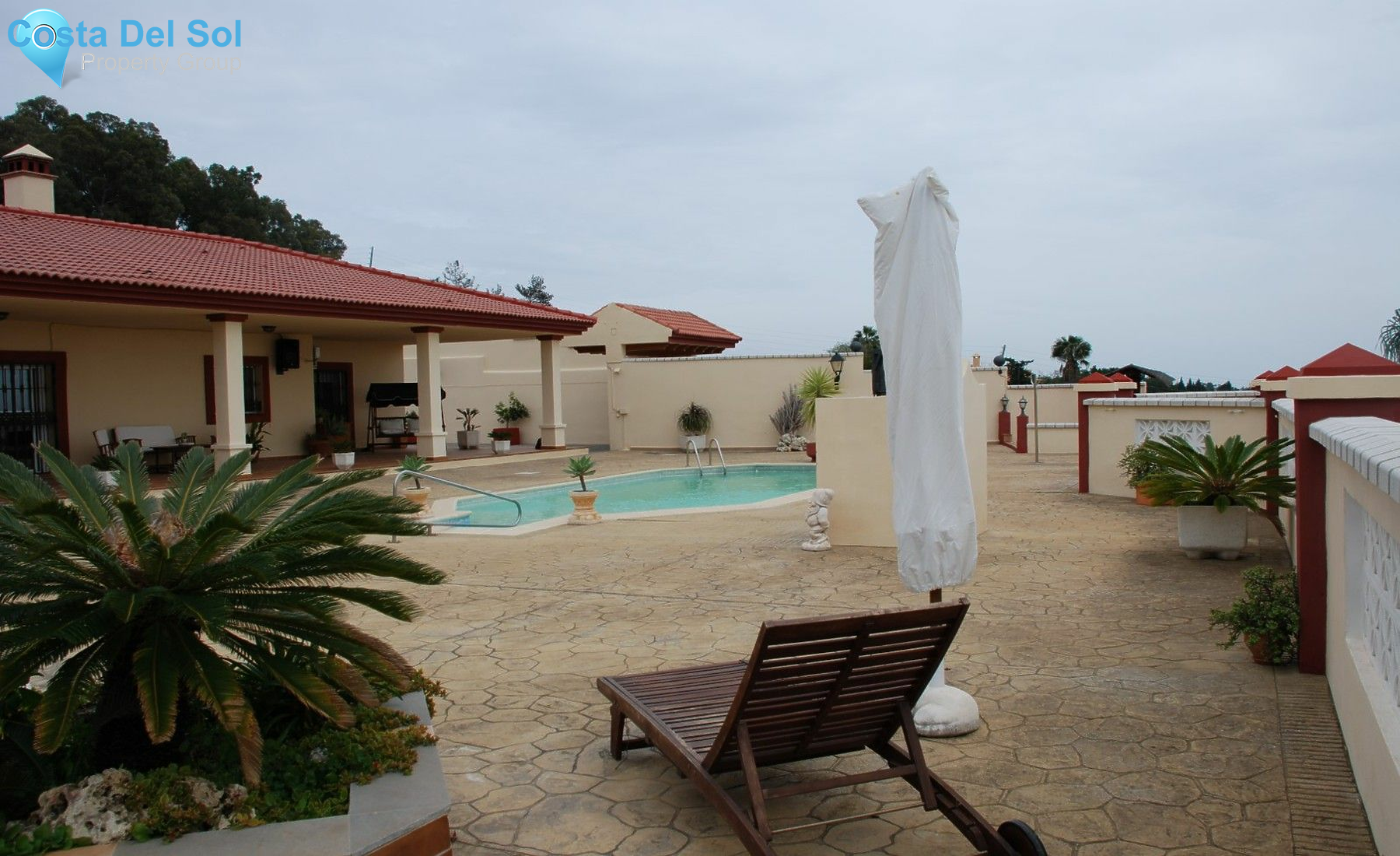 Bungalow in Estepona-1215318