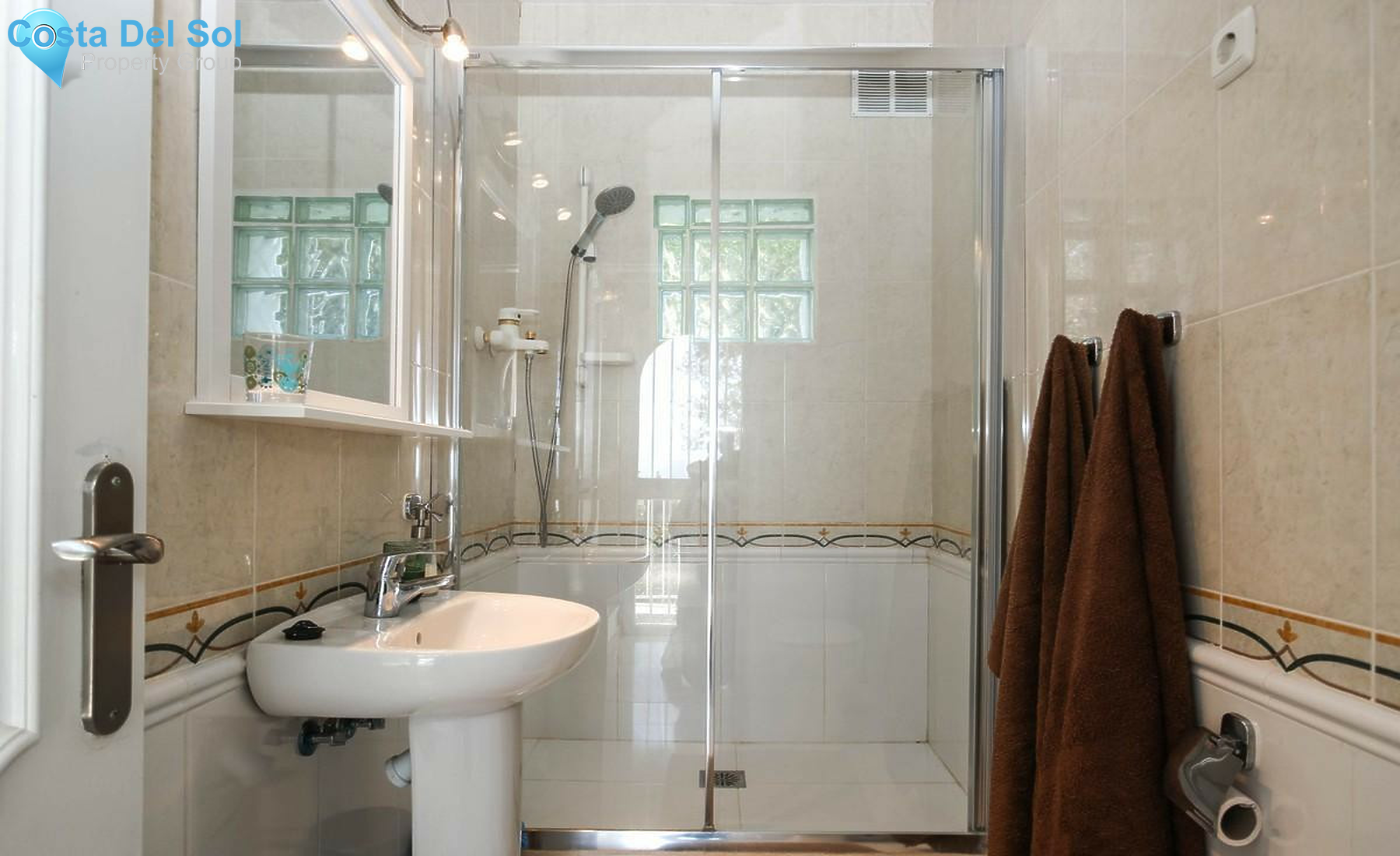 Commercial in Alhaurín el Grande