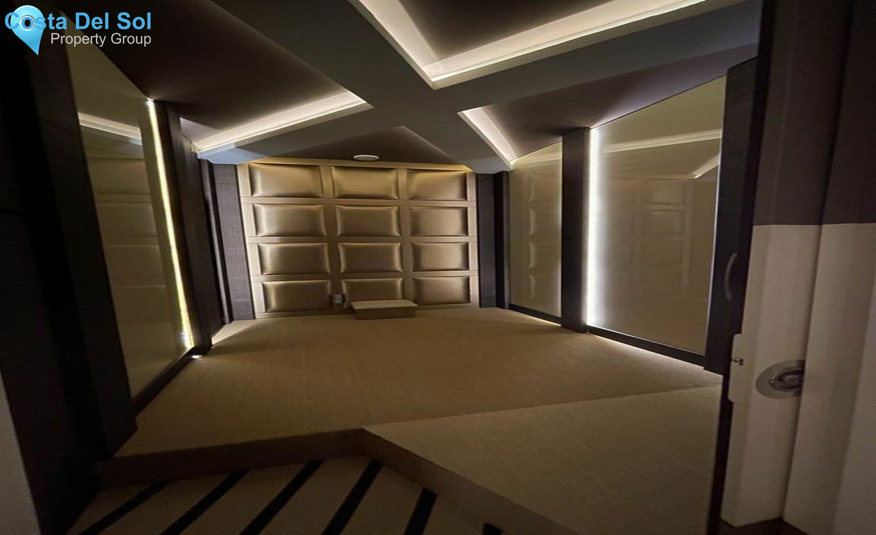 Commercial Premises in Puerto Banús-1484353