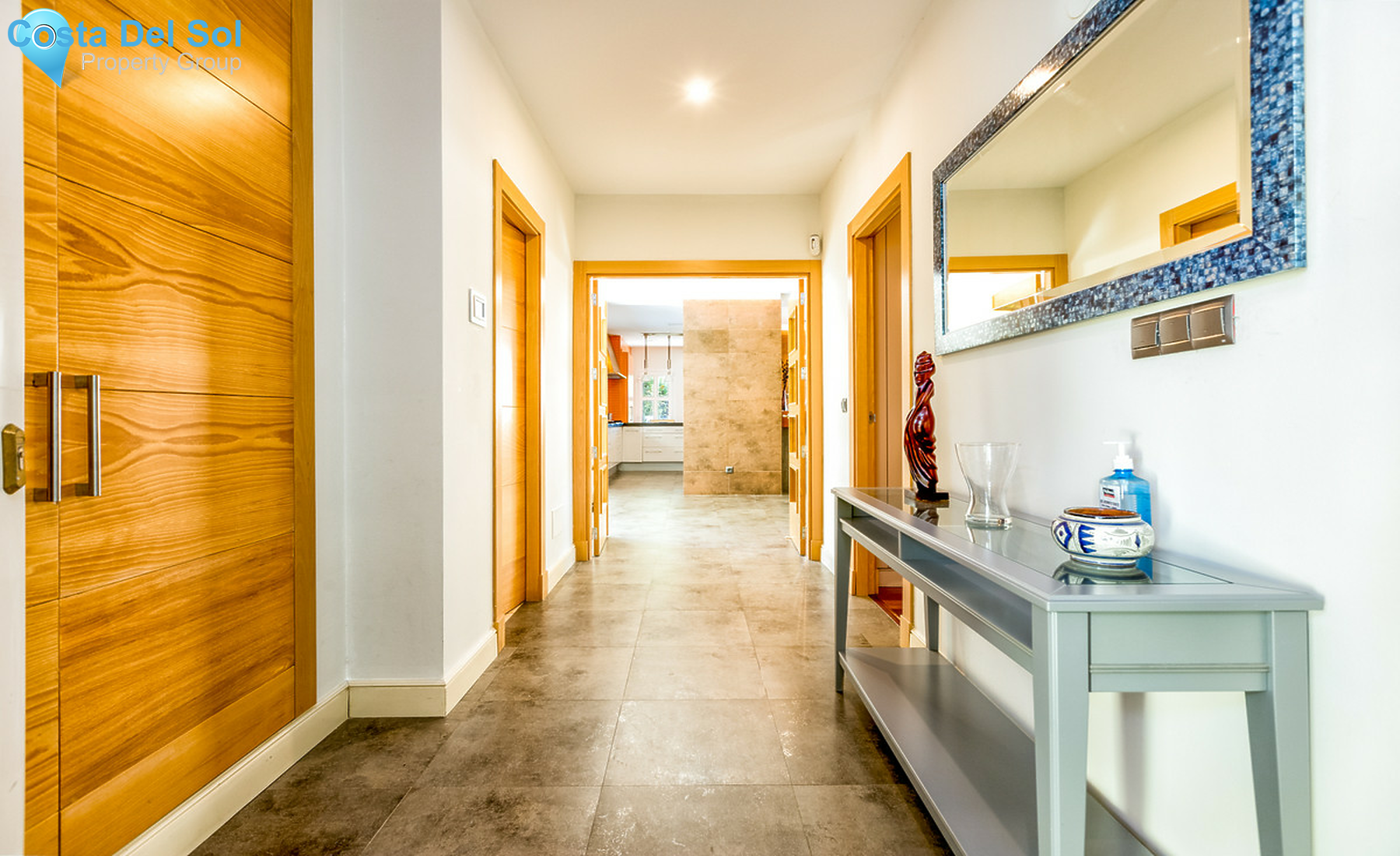 Detached Villa in Alhaurín de la Torre-726496