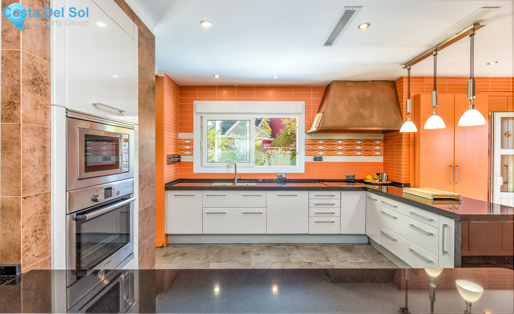 Detached Villa in Alhaurín de la Torre-726497