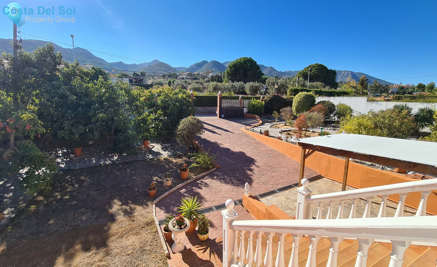 Detached Villa in Alhaurín de la Torre-692761